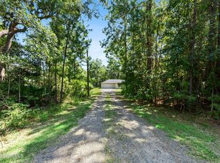 1103 McDonald Ave, Woodbine, GA 31569