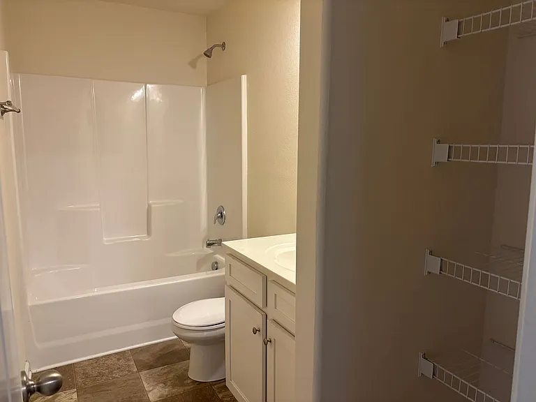 7617 Malden Park Dr — Photo 25