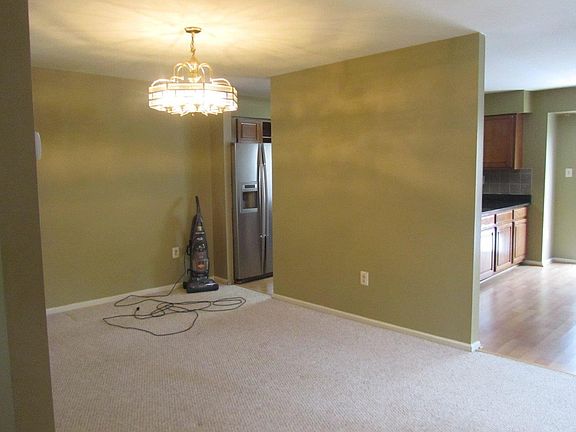 5th image of 4108 Meadow Field Ct