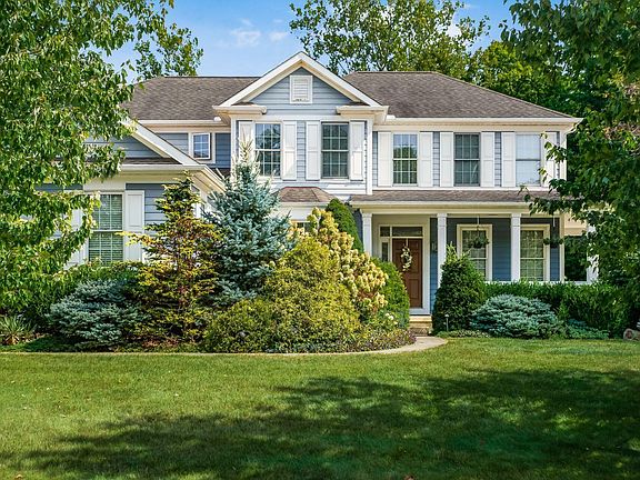 3rd image of 12520 Brook Forest Cir