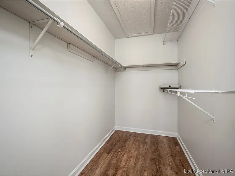 303 Colonial Club Dr — Photo 21