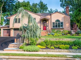 109 Woodside Ave, Metuchen, NJ 08840