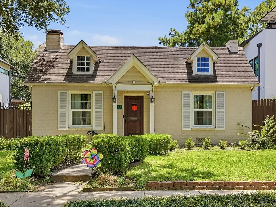 3117 Albans Rd