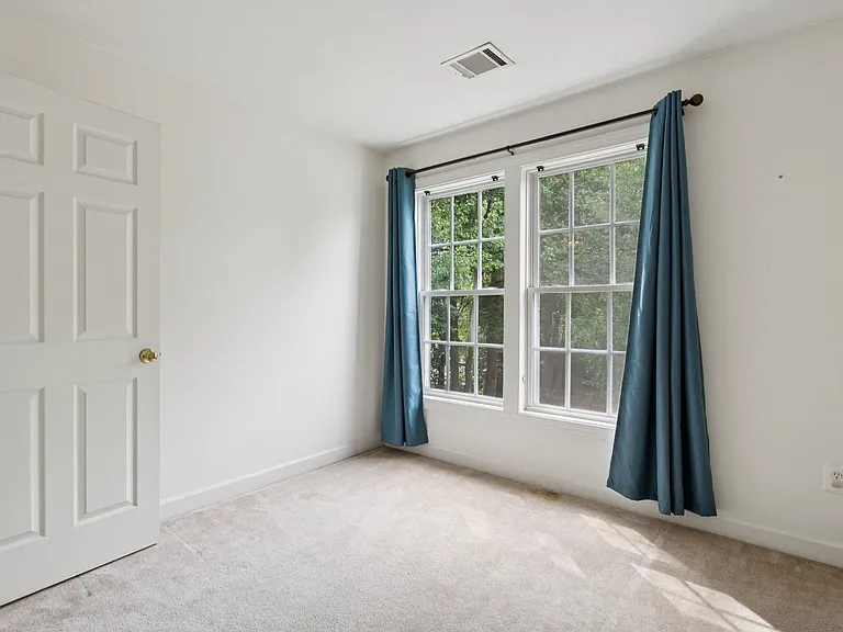 4322 Thomas Brigade Ln — Photo 16