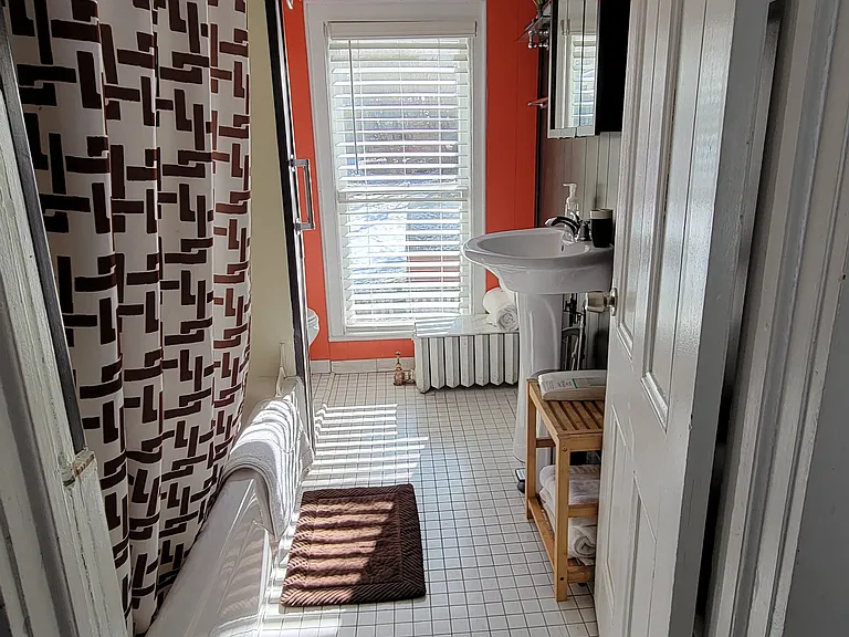 290 E 1st St #2-6 — Photo 50