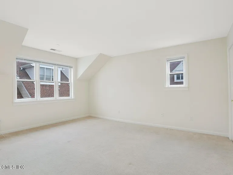 51 Forest Ave #26 — Photo 12