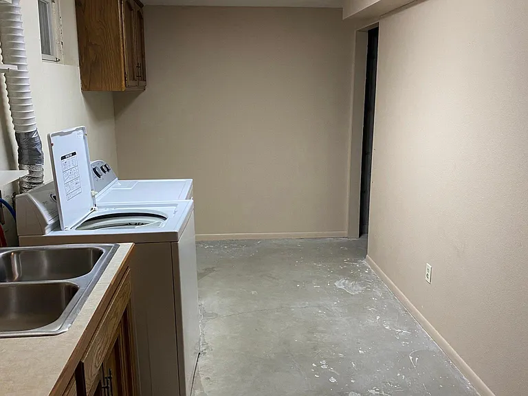 1317 N Church St — Photo 11