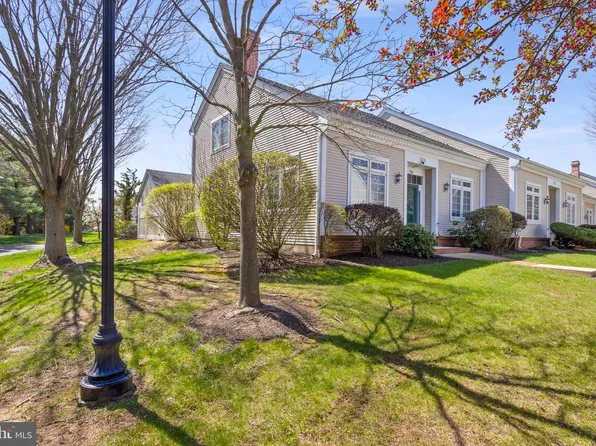 63 A Winthrop Rd, Monroe Township, NJ 08831