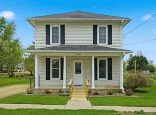 108 W Elm St, Strawberry Point, IA 52076