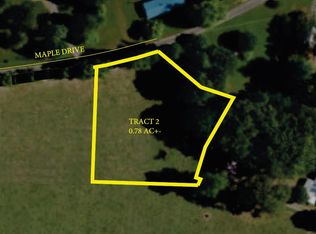 2 Maple Dr, Scottsville, KY 42164