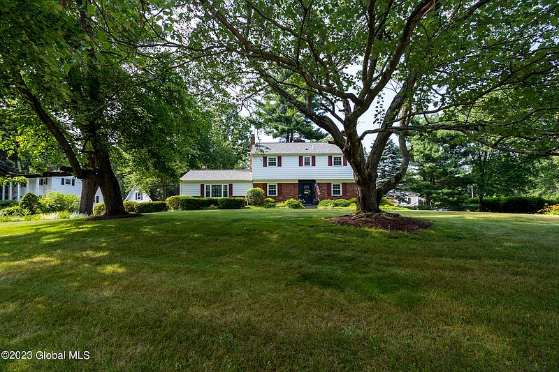 2nd image of 38 Valencia Lane