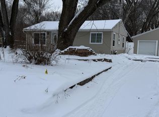 17225 11th Ave N, Plymouth, MN 55447