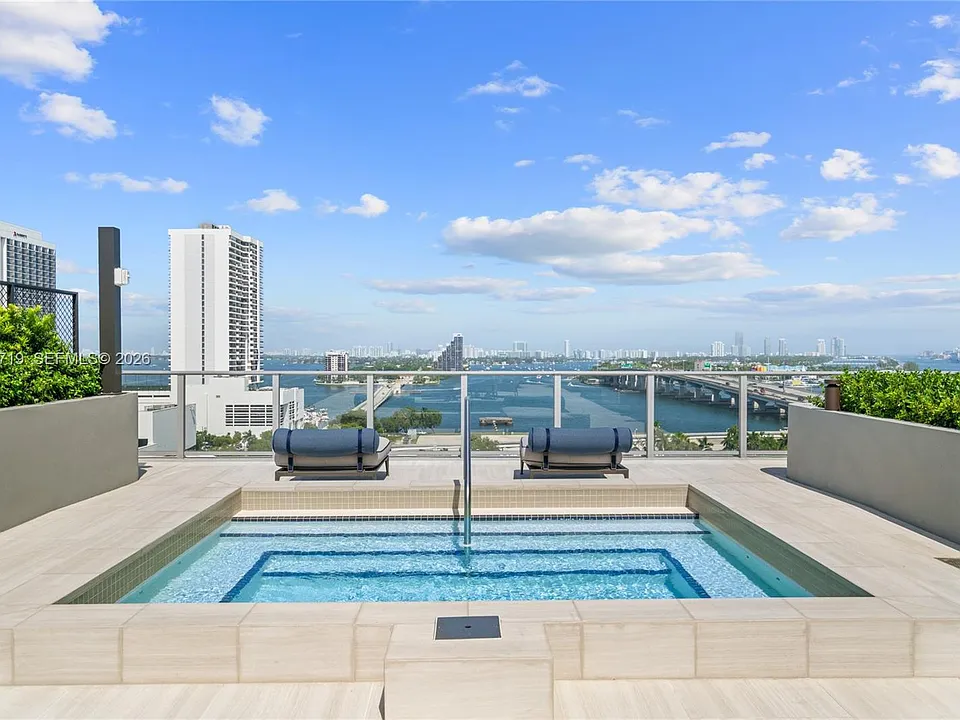 1400 Biscayne Blvd #4106