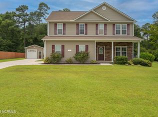 113 Lewis Humphrey Ln, Hubert, NC 28539