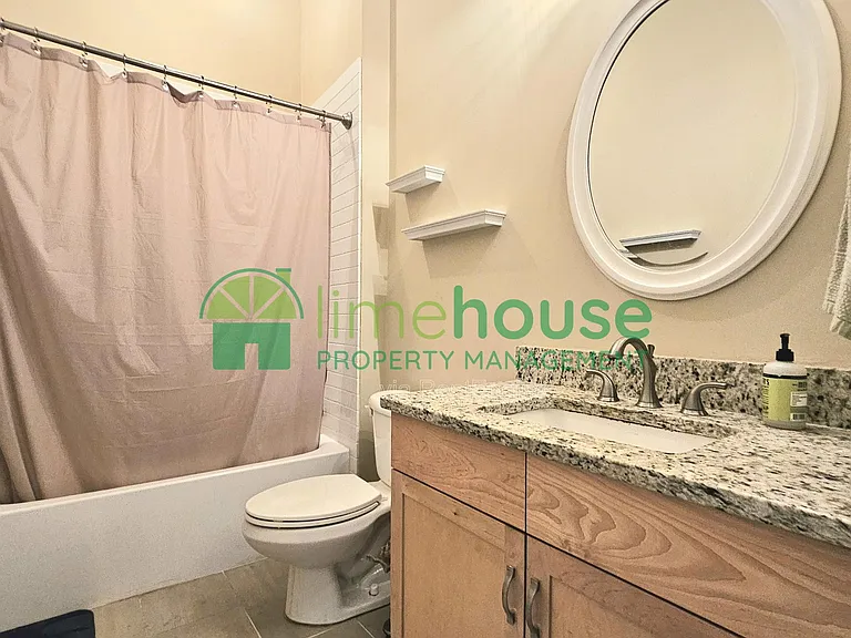 1400 Granby St #104 — Photo 18