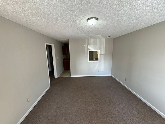 2nd image of 500 E Northern Blvd #A