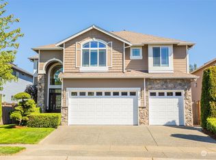 4013 214th St SE, Bothell, WA 98021