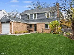 1036 Cherokee Rd, Wilmette, IL 60091