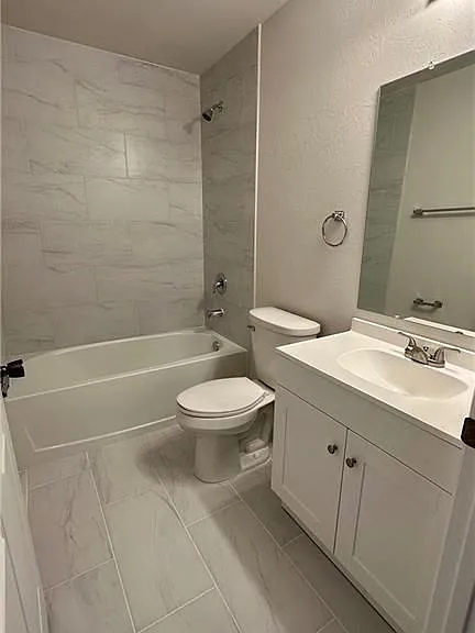 1027 Andalusia Blvd #1027 — Photo 13