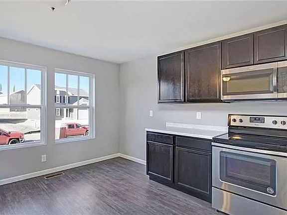 4th image of 10730 Chancellor St