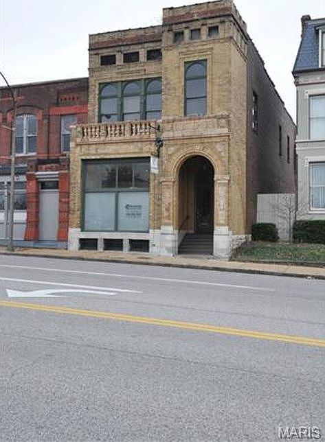 1st image of 1824 Chouteau Ave
