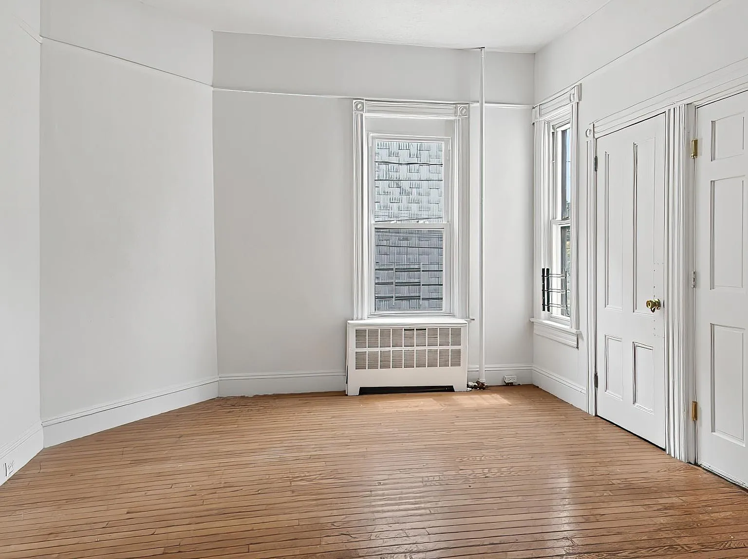 39 Victor St — Photo 2