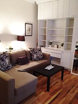 Rented by Sandra Greer Real Estate | media 12