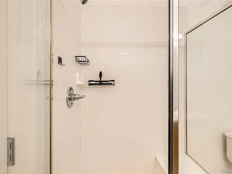 18847 E Yale Cir #D — Photo 17