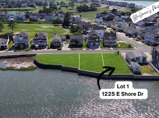 1225 E Shore Dr, Brigantine, NJ 08203