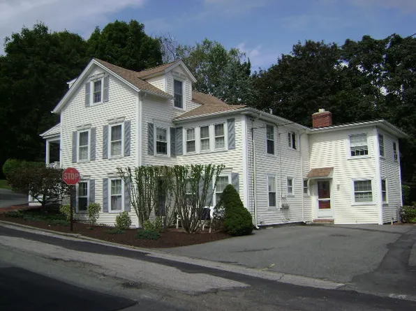 29 Arnold Rd #2, Coventry, RI 02816