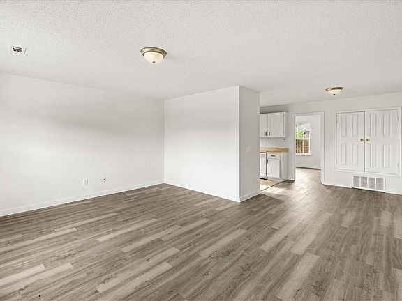 4th image of 3406 SW Landau Ct