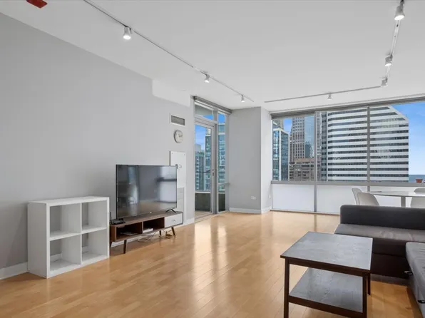 8 E Randolph St Unit 3103, Chicago, IL 60601