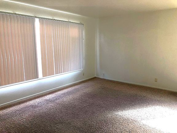 5th image of 2428 Ellsworth St APT 303