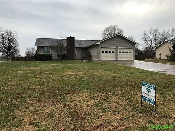 2nd image of 1005 Pin Oak Dr
