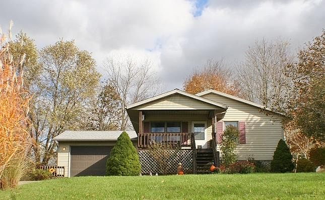 1st image of 990 Winesap Dr