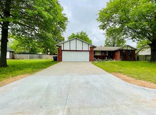 2713 W 68th Pl, Tulsa, OK 74132