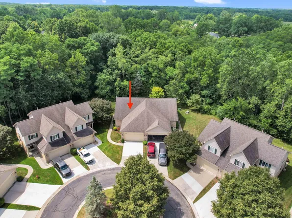25452 Grove Ct, Flat Rock, MI 48134