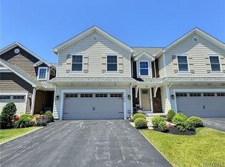 172 Northill Dr UNIT E, Buffalo, NY 14221