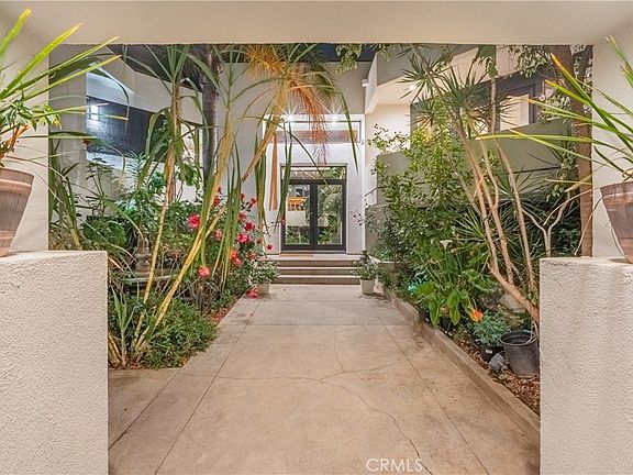 5th image of 2655 El Venado Dr