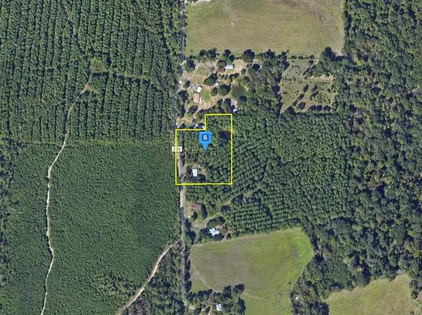 915 I R Hannah Rd, Diboll, TX 75941