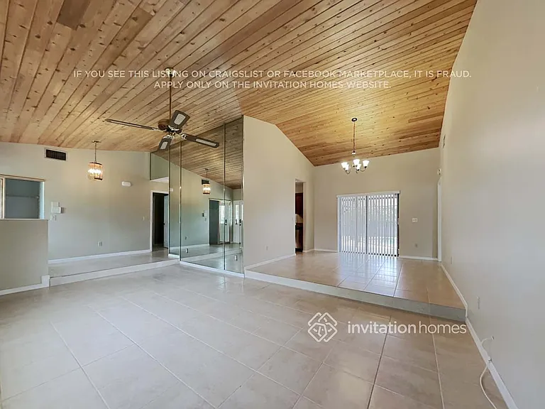 4069 Alpinia Ct S — Photo 3