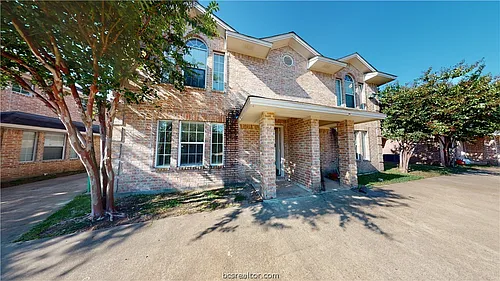 2301 Cornell Dr Photo 1