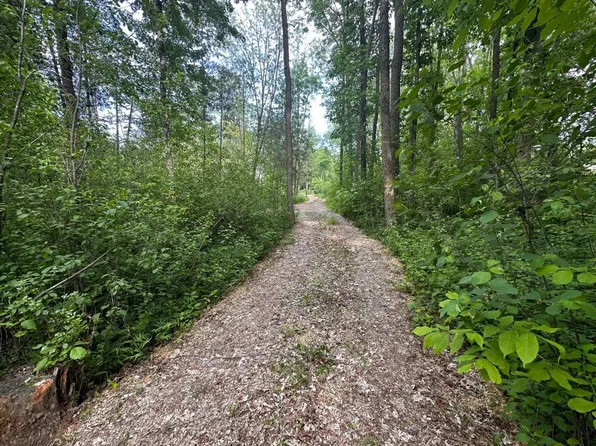 N10969 State Road 22, Clintonville, WI 54929