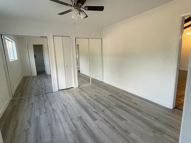 10575 Leslye Ln — Photo 16