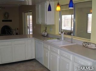 675 N Houghton Rd, Tucson, AZ 85748