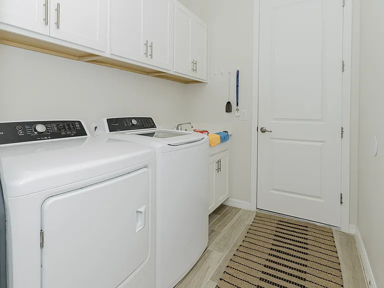 6023 Diamonte Pl — Photo 37