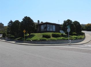 1617 Regent Dr, San Leandro, CA 94577
