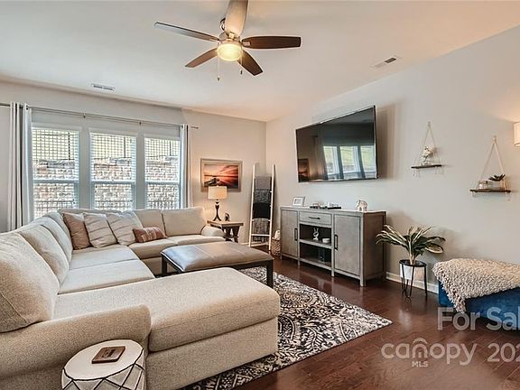 5th image of 4121 Station Square Ct