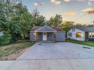 504 N 11th St, Rogers, AR 72756
