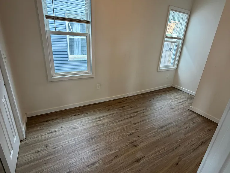 1208 Broadway #2 — Photo 8